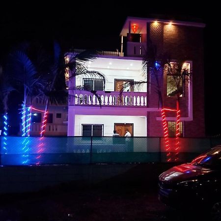 A2Zroomz Aarya Villa 4 Bhk ロナバラ エクステリア 写真