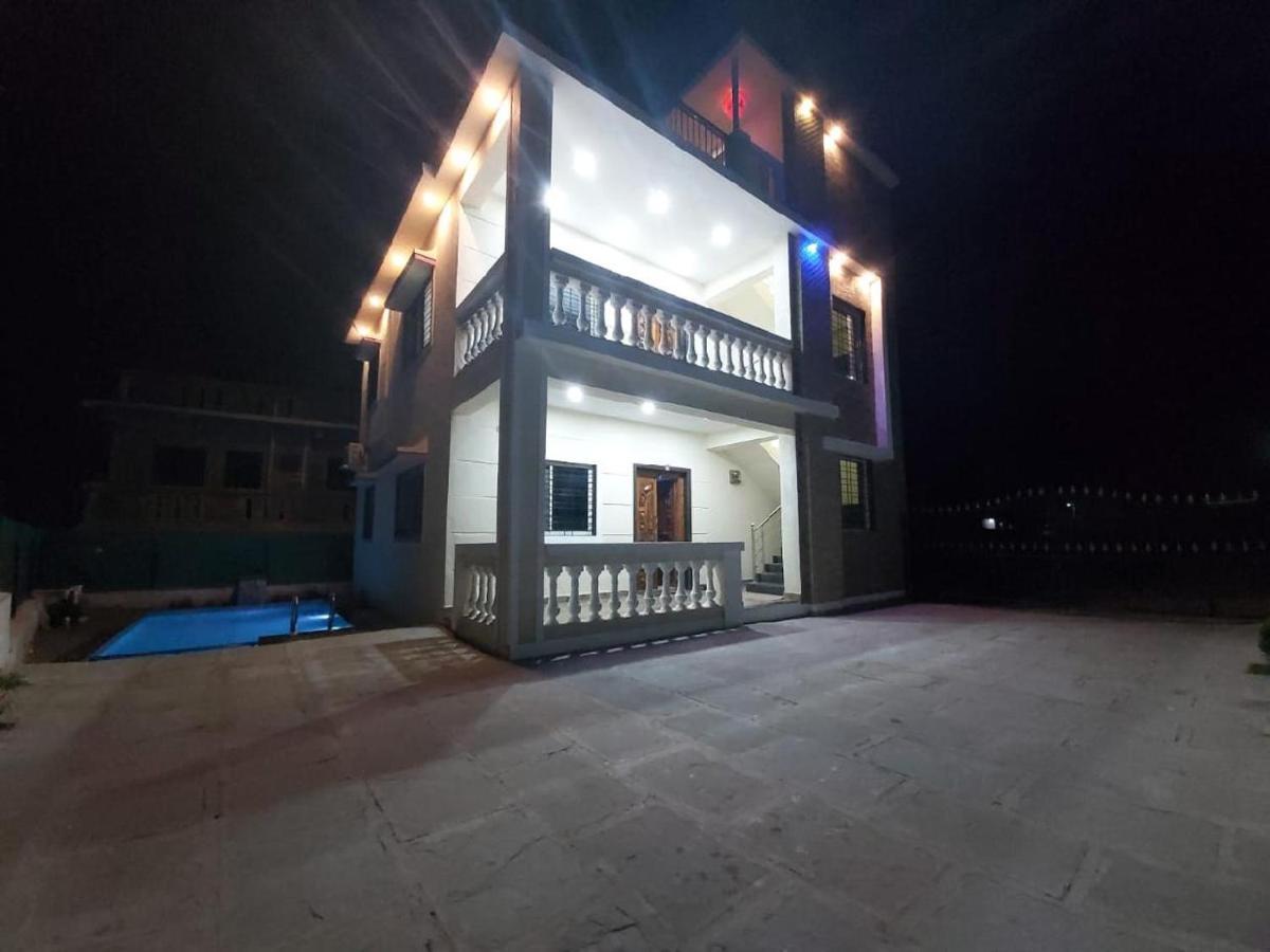 A2Zroomz Aarya Villa 4 Bhk ロナバラ エクステリア 写真